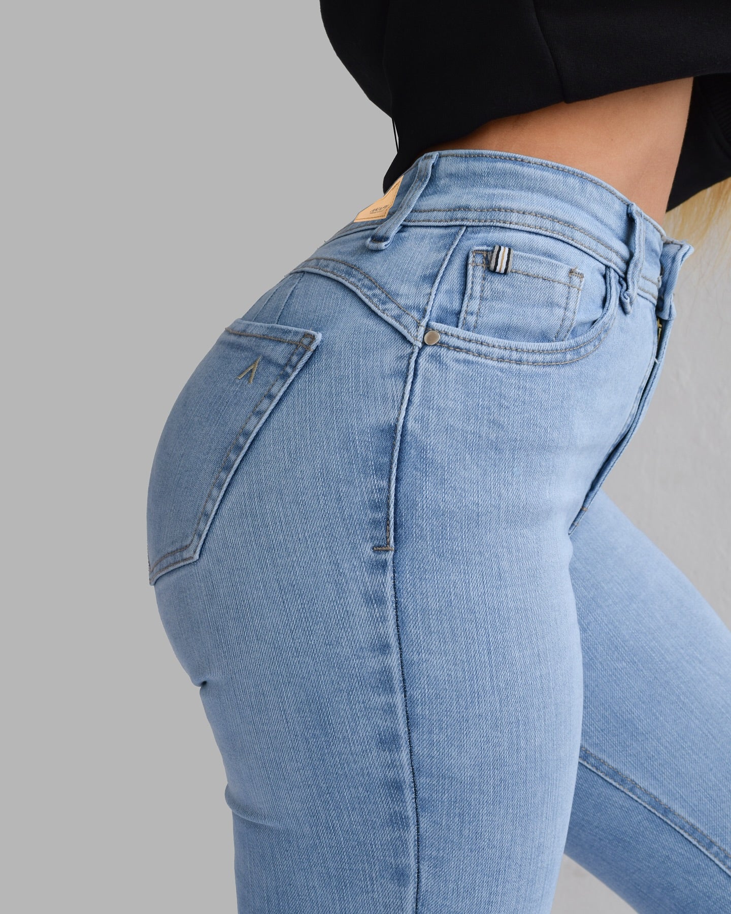 Skini Jean con efecto operada - Glutex 2
